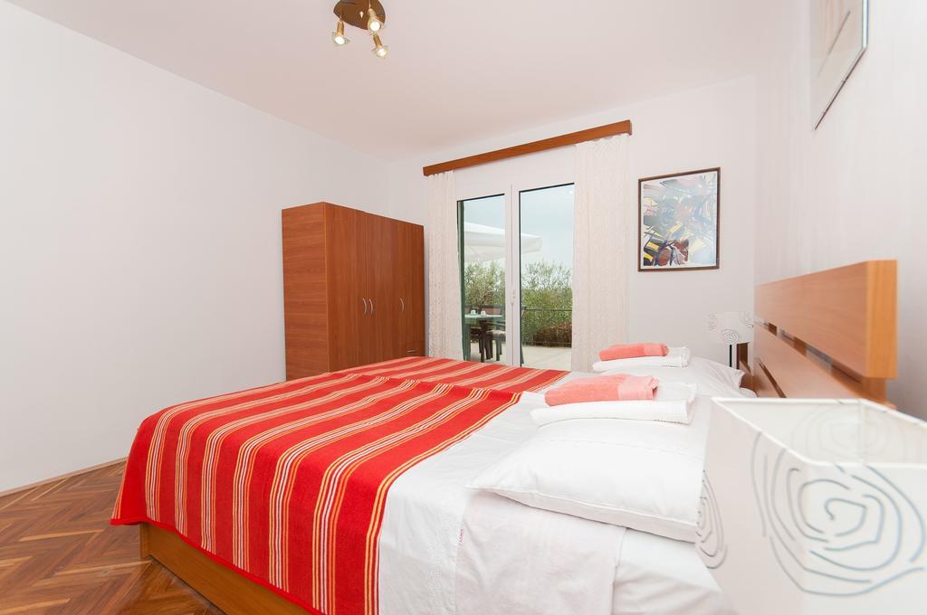 Apartments Milka Водице Екстер'єр фото