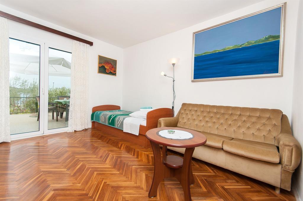 Apartments Milka Водице Екстер'єр фото