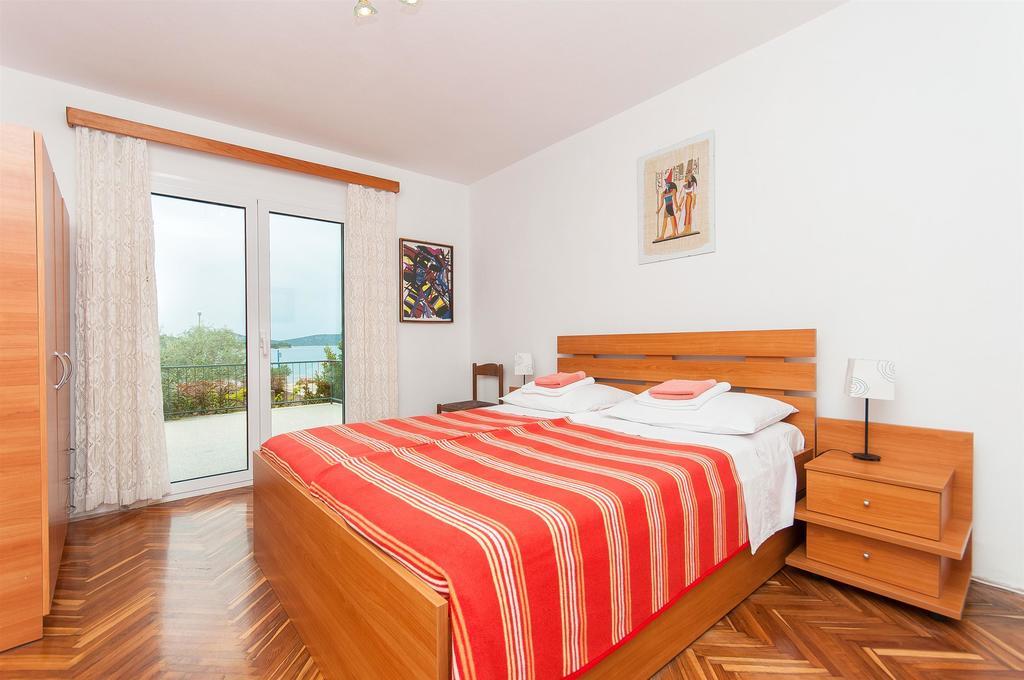 Apartments Milka Водице Екстер'єр фото