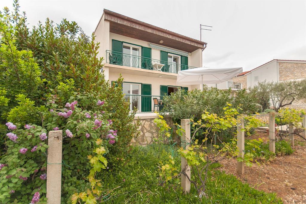 Apartments Milka Водице Екстер'єр фото